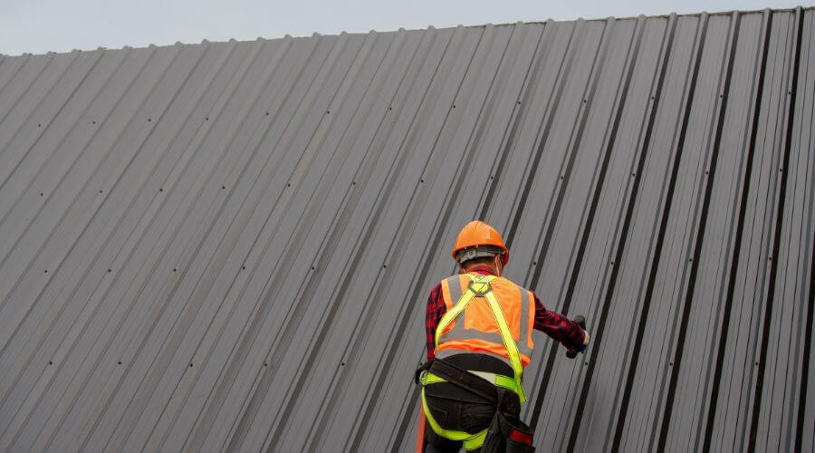 Expert top industrial roofings services in Huntingburg, IN